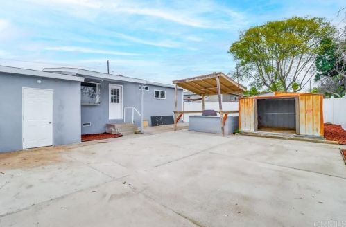 9261-63 Earl St, La Mesa CA  91942-3842 exterior