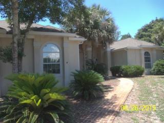 8 Chickamauga Ln, Destin, FL 32541-4410