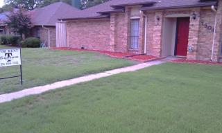 1504 Woodoak Dr, Richardson TX  75082-4506 exterior