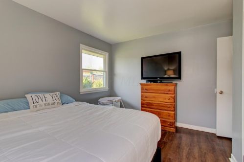 2949 Irwin Ave, Darbydale OH  43123-2309 exterior