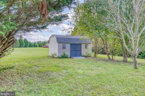 751 Fernwood Dr, Harrington DE  19952-6017 exterior