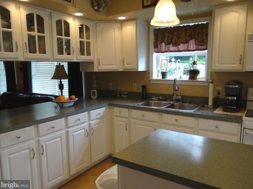 27 Eaton St, Schuylkill Haven PA  17972-1022 exterior