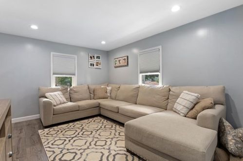 413 Vogel Dr, New Kensington PA  15068-5045 exterior