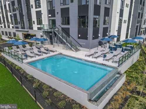 9 Presidential Blvd, Cynwyd, PA 19004-1003