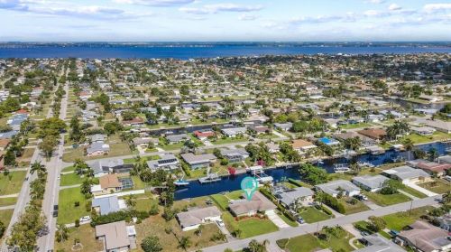 3009 16th Pl, Cape Coral FL  33904-4081 exterior