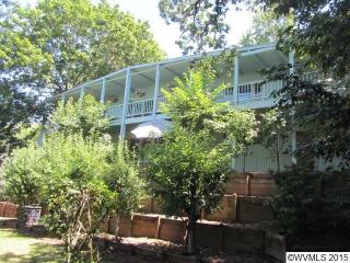 1715 Rio Vista Way, Salem, OR 97302-5166