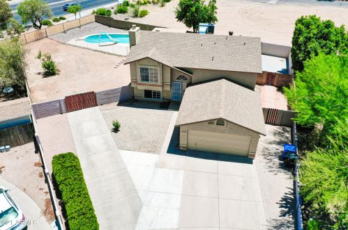 655 Honeysuckle Ln, Gilbert, AZ 85296-2915