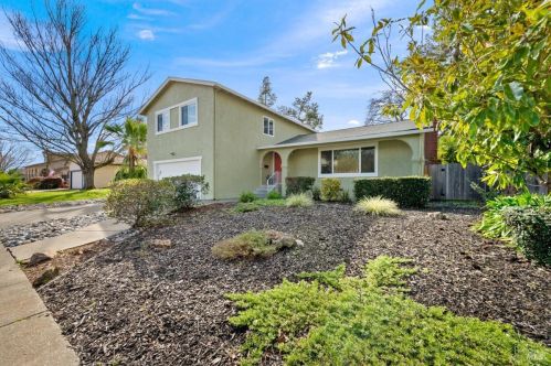 527 San Juan St, Santa Rosa CA  95409-2802 exterior