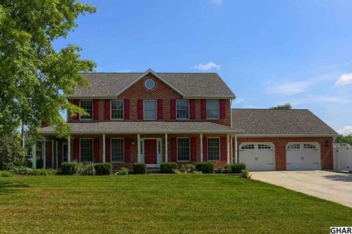 116 Willow View Dr, Carlisle PA  17013-8478 exterior