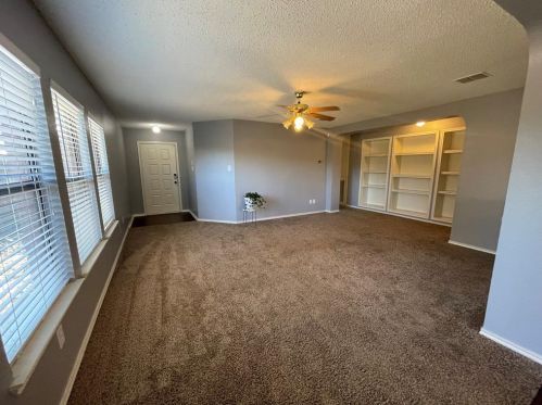 309 Sandlewood Ln, Cedar Hill TX  75104-2919 exterior