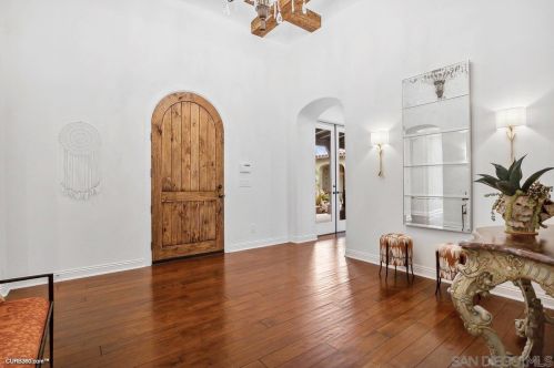 14203 Caminito Vistana, San Diego CA 92130-3724 exterior