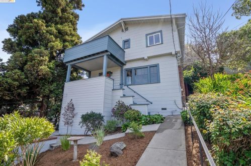 1510 Holman Rd, Oakland, CA 94610-1833