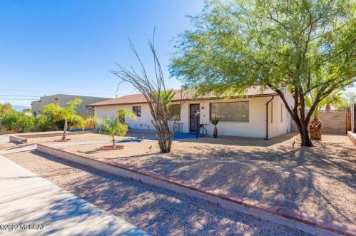 1034 Hampton St, Tucson, AZ 85719-3538