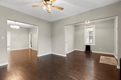 1527 30th St, Milwaukee WI  53208-2405 exterior