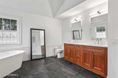 3 Sarah Ct, Jackson Twp NJ  08527-4760 exterior