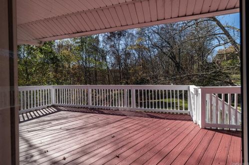 11 Pine Rd, Florida, NY 10921-1926