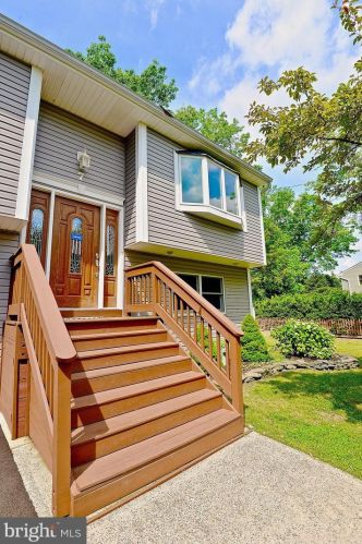 7 Pigeon Pl, Berkeley Township NJ  08721-1915 exterior