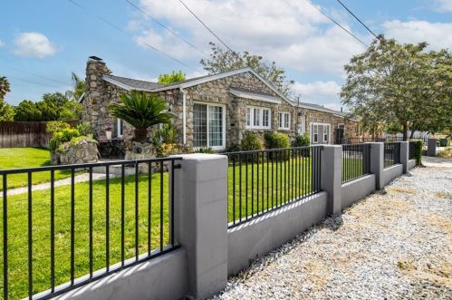 315 Lugonia Ave, Redlands CA  92374-2239 exterior