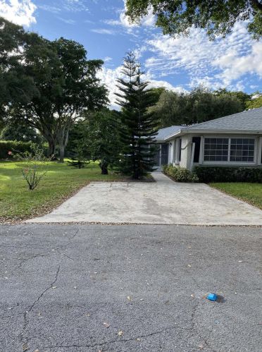 10169 40th Trl, Boynton Beach, FL 33436-4272