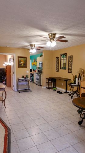 2054 Wild Meadow Cir, Fort Pierce, FL 34952-8142