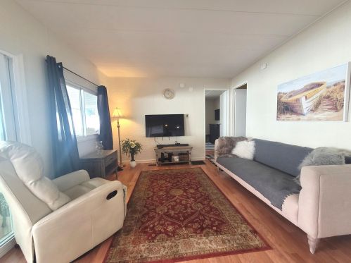 140 Calle Arriba, Palm Springs CA  92264-6329 exterior