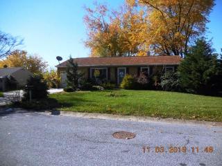 1393 Meadowbrook Ln, Lebanon, PA 17046-1534