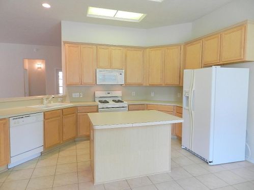 18 Russet Grove Cir, Conroe TX  77384-3859 exterior