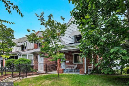 3442 Baker St, Washington, DC 20019-1325