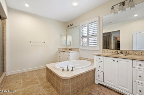 31 Tall Cedars, Irvine CA  92620-3669 exterior