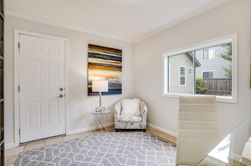 1009 Marsh Rd, Redwood City CA  94063-4431 exterior