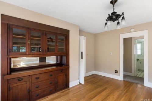 362 Shaffer St, Orange CA 92866-1113 exterior