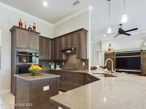 950 Yearling Trl, Sebastian FL  32958 exterior