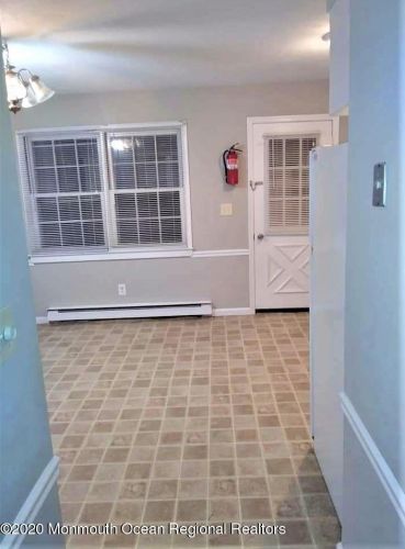 624 Mistletoe Ave, Point Pleasant Beach NJ  08742-2706 exterior