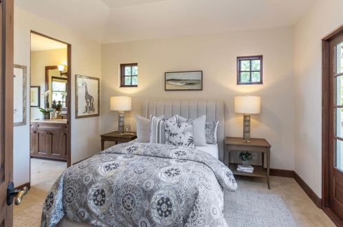 228 Marvin Ave, Los Altos CA  94022-3712 exterior