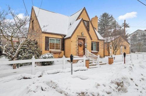 15 Elm St, Homer City, PA 15748-1346