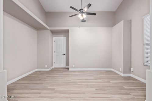 1722 Gilmore Cir, Mesa AZ 85206-3855 exterior