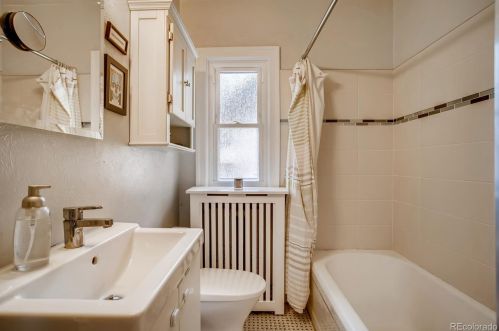 1555 Jackson St, Denver CO 80206-1921 exterior