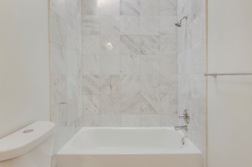 975 Bear Island Cir, West Palm Beach FL  33409-2062 exterior