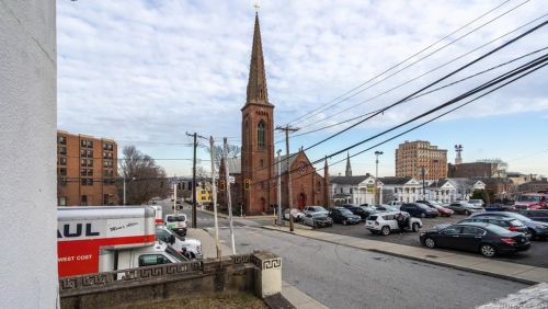 101 Federal St, United States Coast Guard Ac CT  06320-6210 exterior