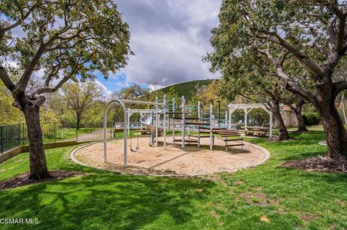 232 Valero Cir, Calabasas CA  91377-5552 exterior