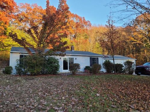 112 Paper Mill Rd, Norwich, CT 06351-7437