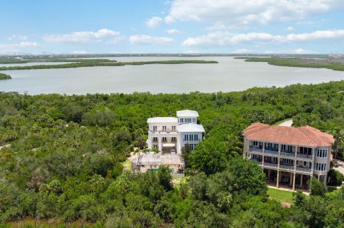 1078 Blue Hill Creek Dr, Marco Island, FL 34145-1710