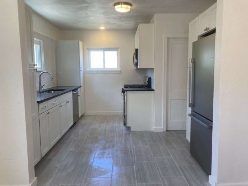 210 Atlantic Ave, Cheswick PA  15024-1534 exterior