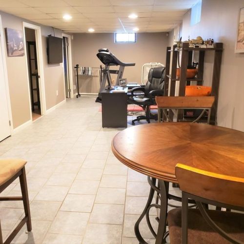 24 Plymouth Rd, North Providence RI  02904-5225 exterior