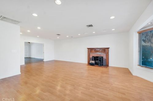 6229 Klump Ave, North Hollywood CA  91606-4213 exterior