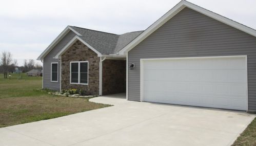 526 Chippewa Ct, Milan, IN 47031-9731
