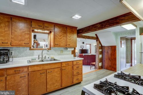 210 Hoernerstown Rd, Hummelstown PA  17036-9503 exterior