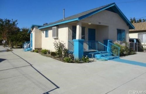680 Perris St, San Bernardino, CA 92411-2822