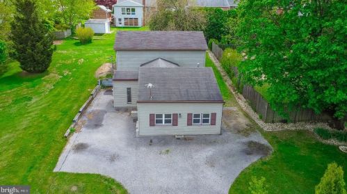 210 Howard St, Red Lion PA  17356-1313 exterior