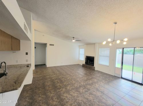 649 Devon Ct, Gilbert AZ  85233-8031 exterior